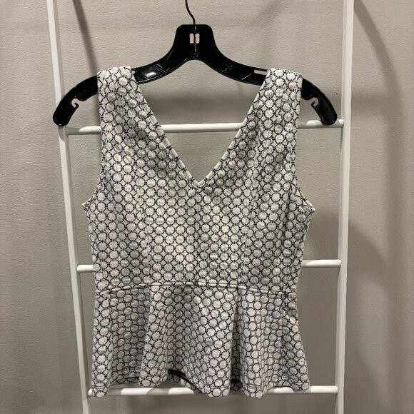 Anthropologie structured tank top - Picture 2 of 3